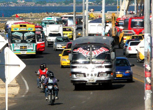 139- Bus et taxis de Cartagene 